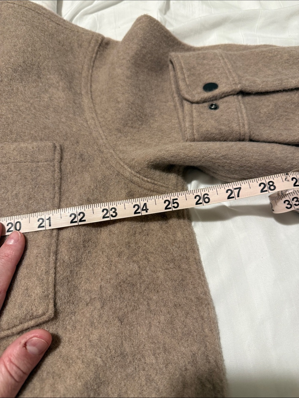Carhartt women’s light mauve Wool-Blend Shirt Jacket - Picture 4 of 7